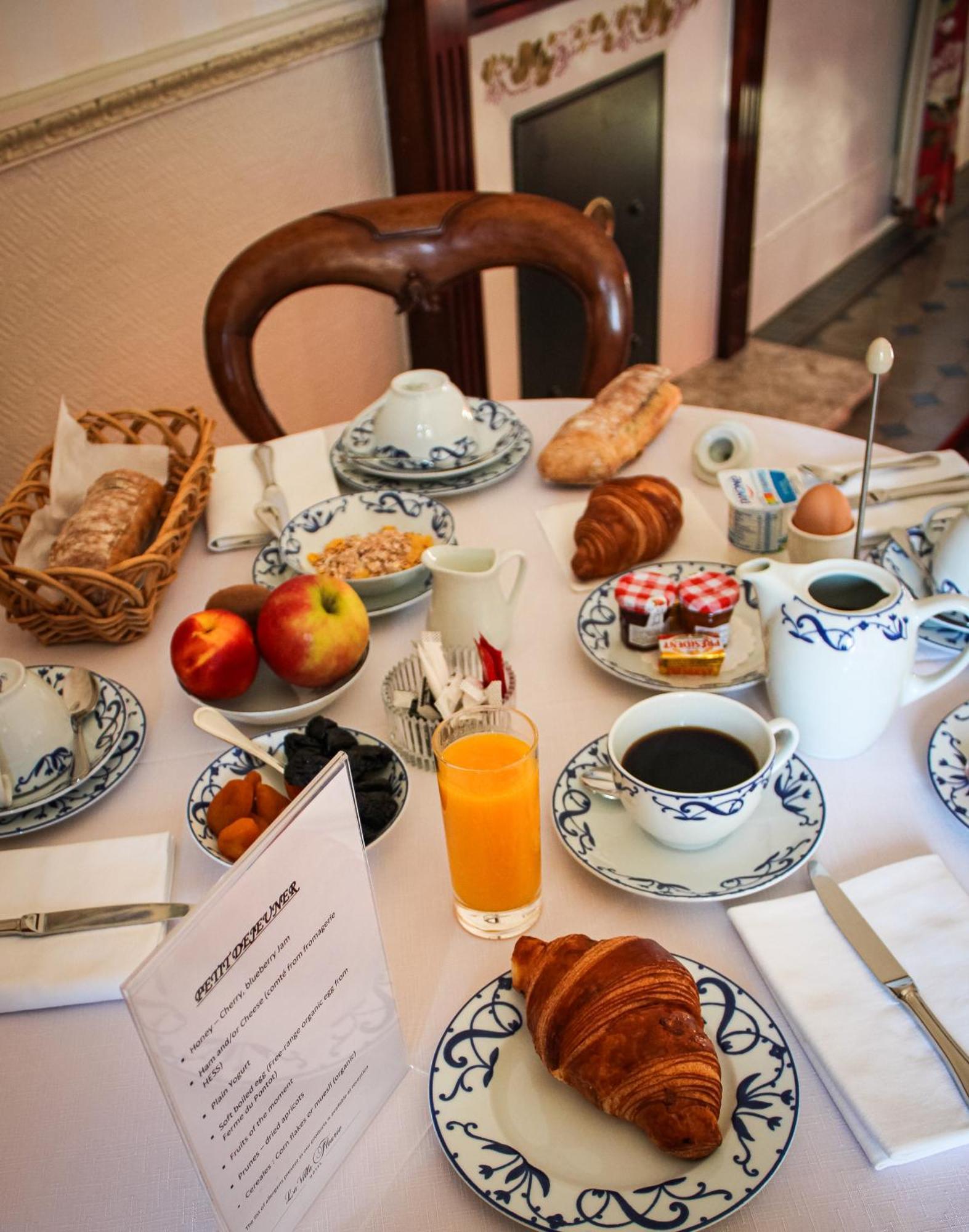 Hotel La Villa Fleurie Бон Екстер'єр фото