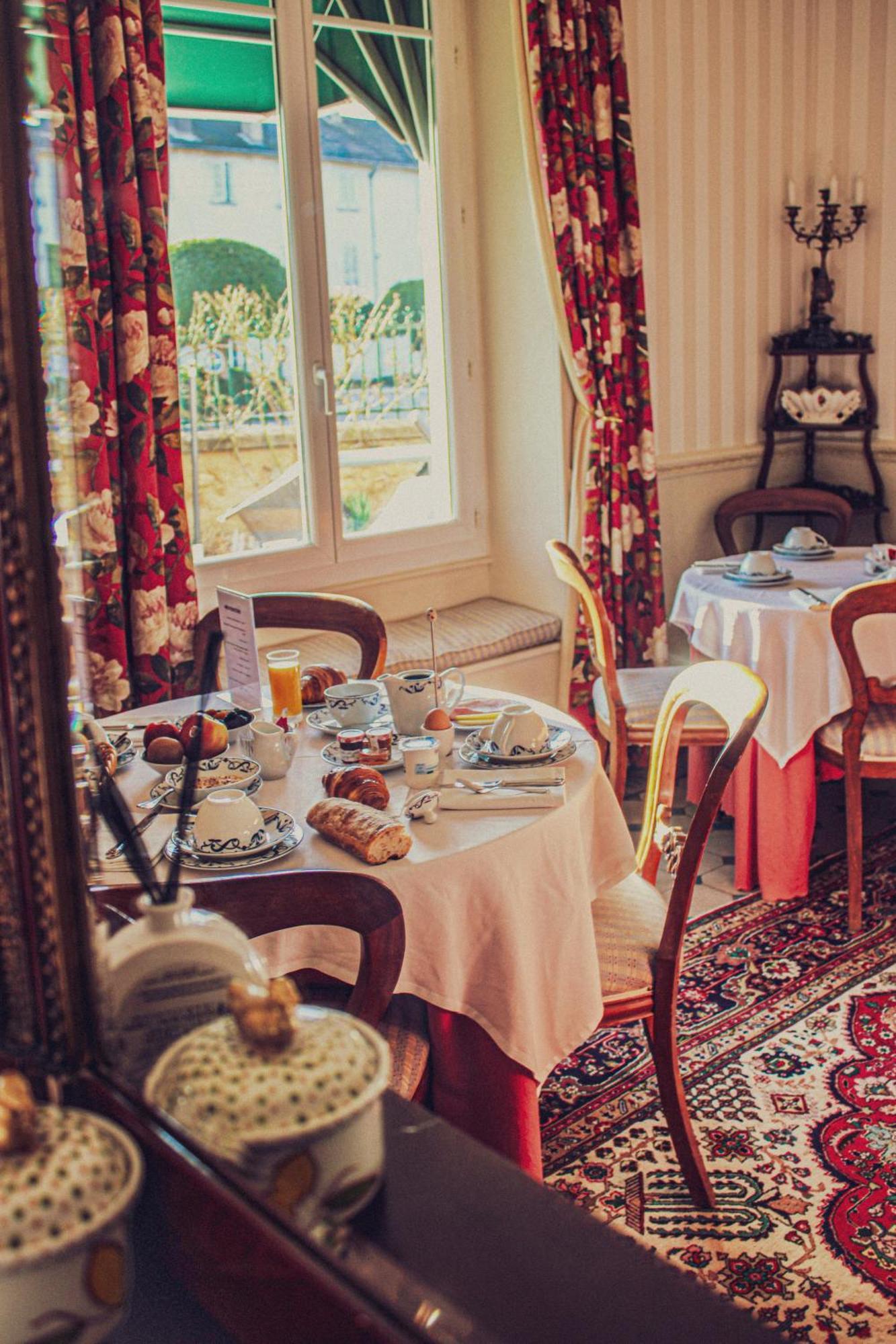 Hotel La Villa Fleurie Бон Екстер'єр фото
