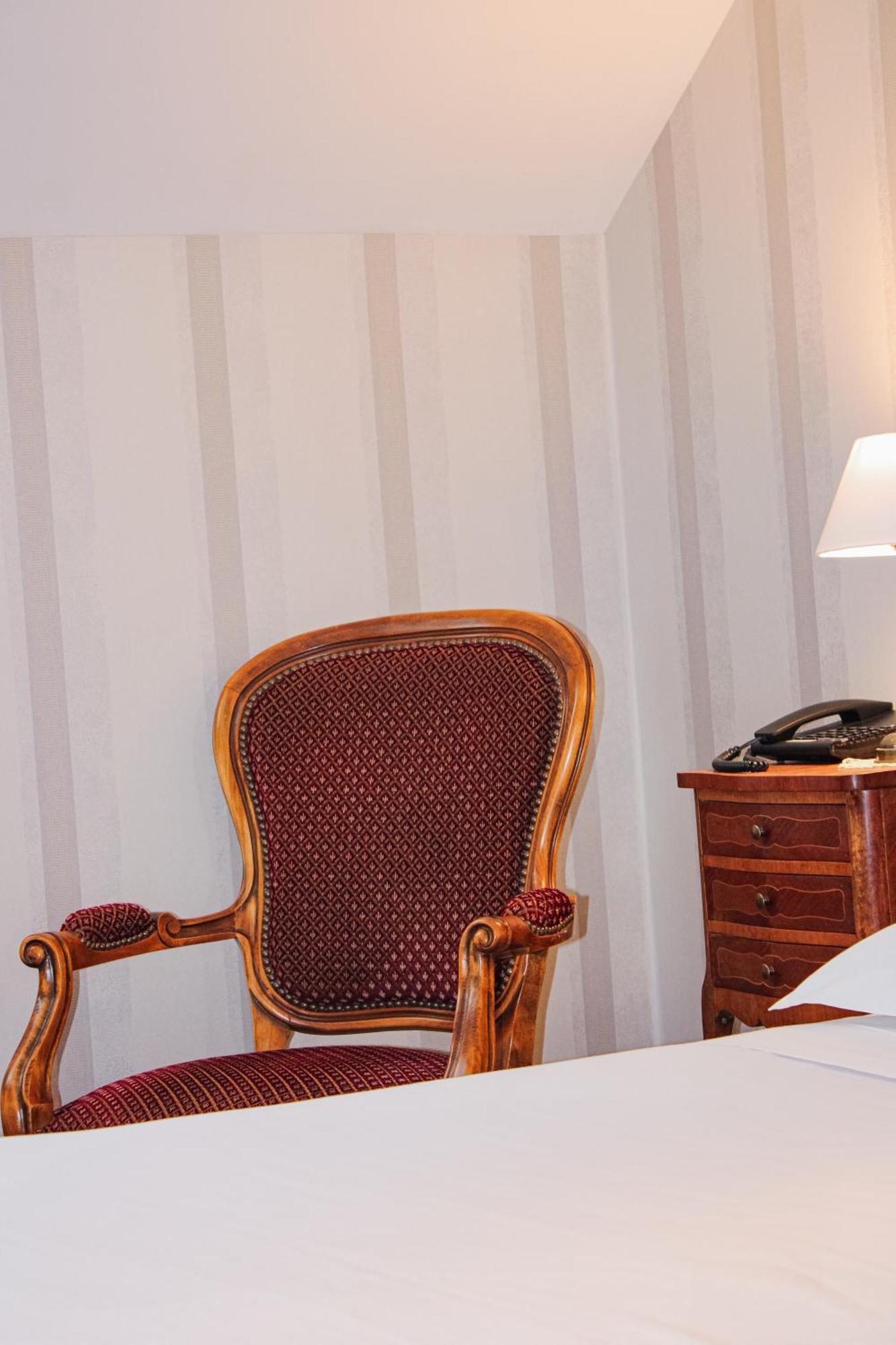 Hotel La Villa Fleurie Бон Екстер'єр фото